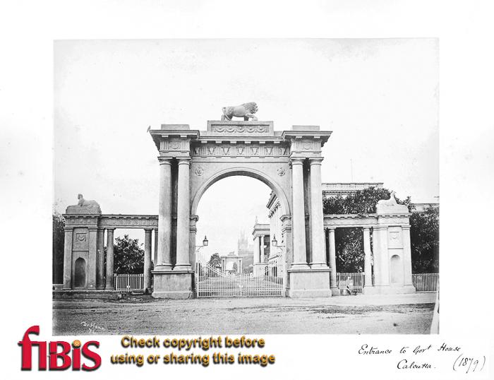 1879 Calcutta Entrance to Govt House-2.jpg