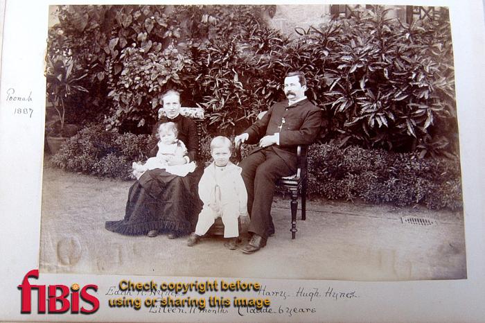 Hynes_Family_at Poonah_1887.JPG