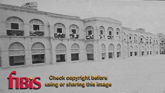 Barracks+Peshawar+1915.jpg