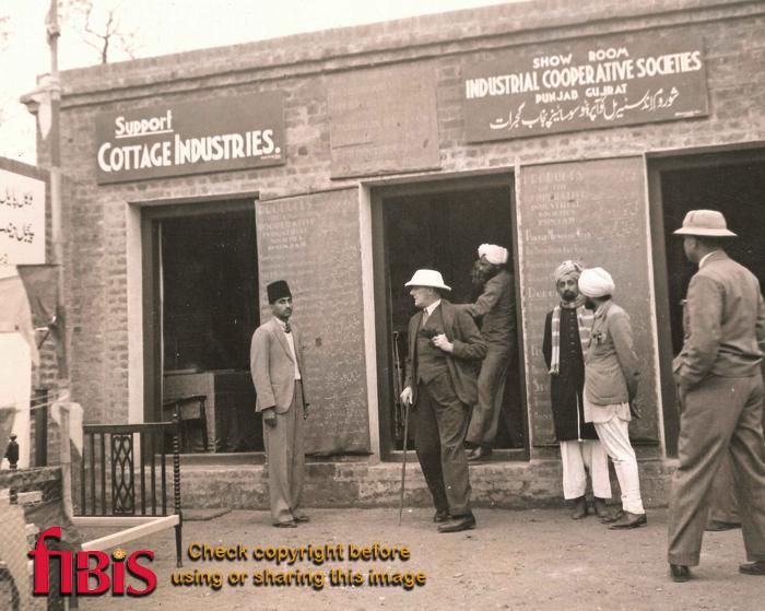 Industrial Co-operative Societies Showroom, Gujrat, Punjab ca 1940.jpg