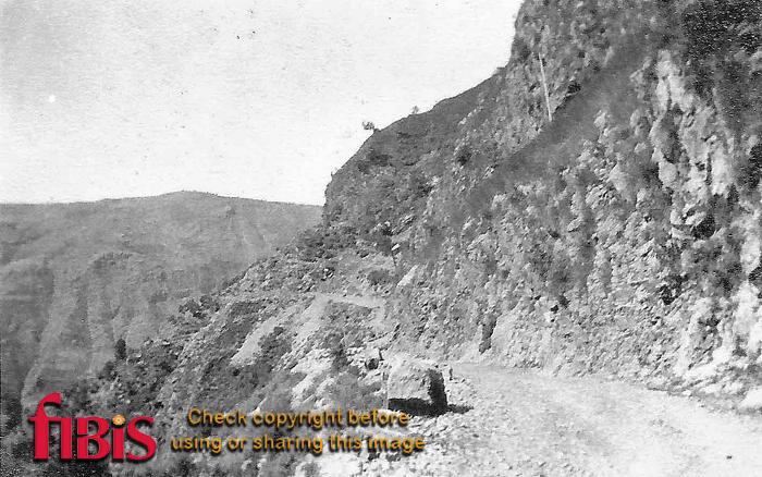 Road to Dunga Gali North West Frontier August 1924 3.jpg