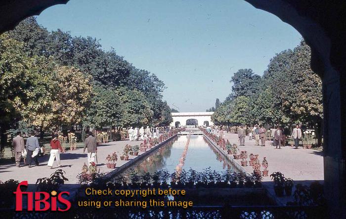 Shalimar Gardens Lahore, Pakistan 1963 3.jpg