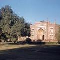 Gateway to Jahangir's Tomb, Lahore, Pakistan 1963.jpg