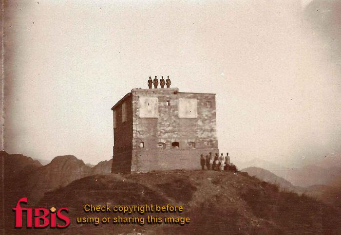 Guides Hill Malakand December 1909.jpg
