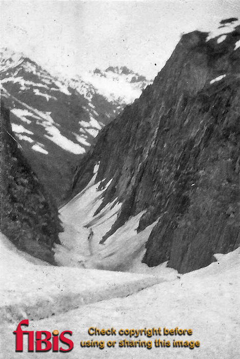The Zoji Pass in June 1924 6.jpg