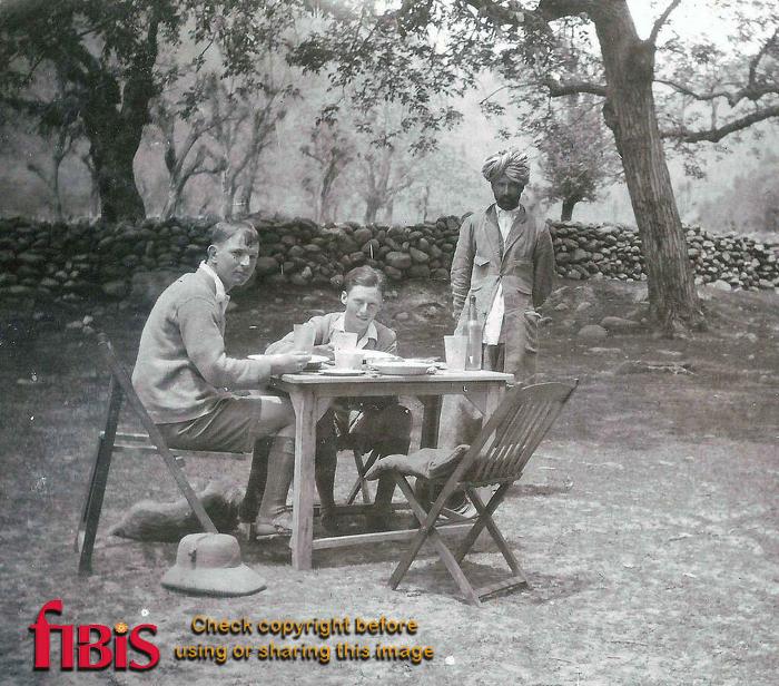 Breakfast in Camp Sind Valley, Kashmir May to June 1920.jpg