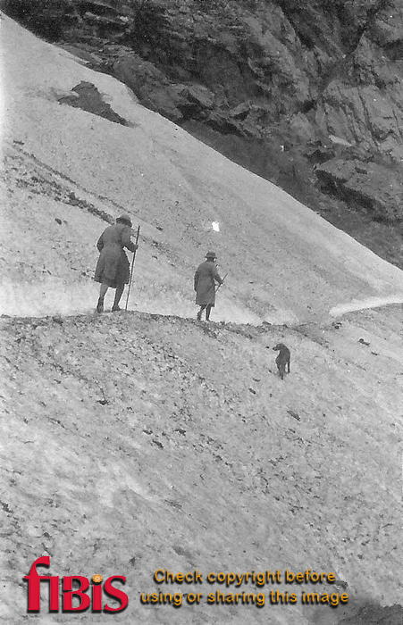 Sind Valley, Kashmir 1924 3.jpg