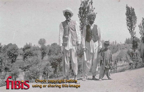 Father, Son and Grandson, Srinagar 1920