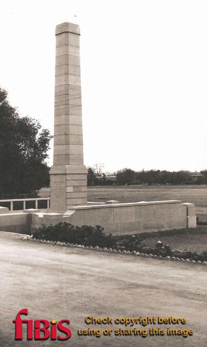 Punjab Frontier Force Memorial, Kohat ca 1933.jpg