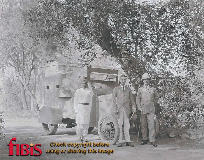 Armoured Car, Ferozepore, Punjab, India 1914.jpg