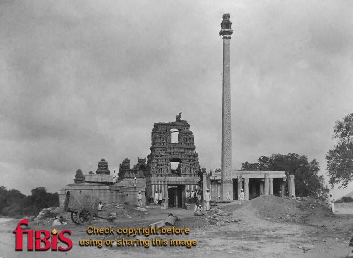 General View of the Temple & Monolith, Sompalle, India.jpg