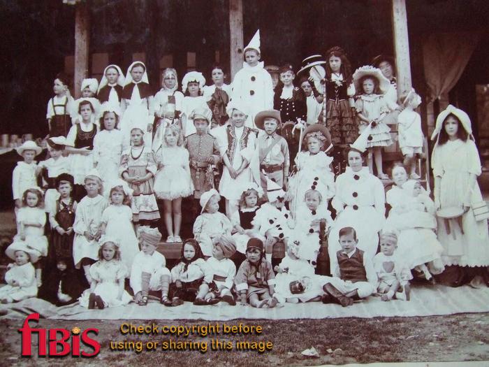 Children's Fancy Dress Dance at Nedou's Hotel, Gulmarg, Kashmir 1911 2.jpg