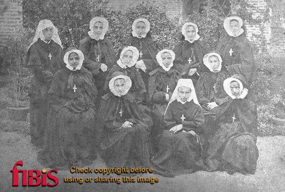 Group of Sisters of the order of Convent Jesus and Mary