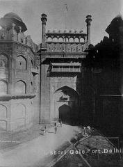 Hampshires in India 1914-1918 Lahore Gate