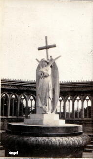 FA1 8 Cawnpore Memorial Gardens Angel