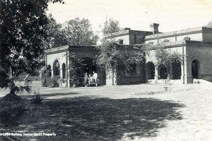 FA3 20 2 1954 Gorakhpur Senior Staff Railway Bungalow 2 