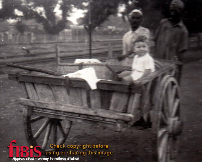 FA3 21 5 1950 Gorakhpur, On way to Station 