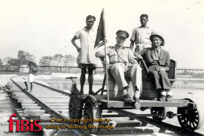 FA4 7 1Railway Inspection with wife on board 
