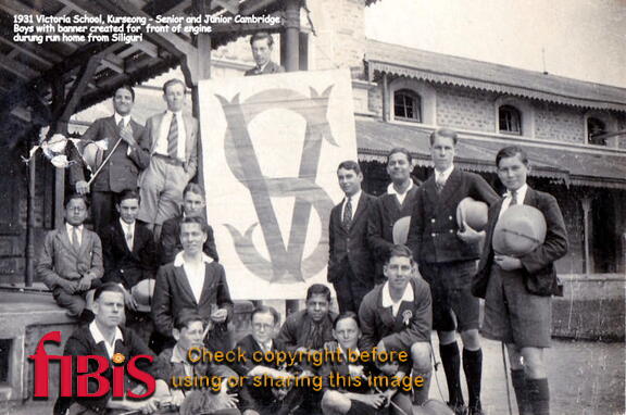 FA5 Victoria School Kurseong end of school train banner 