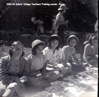 FA6 1940 Picnic -  All Saints  College Teachers Training Course