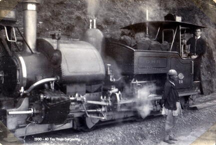 FA6 1940 Toy Train 1